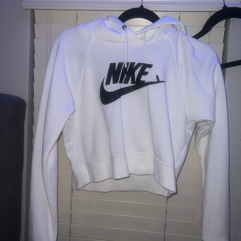 Nike white jacket sweater